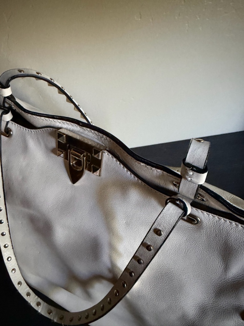 Valentino Garavani rockstud white bag - Picture 6 of 7